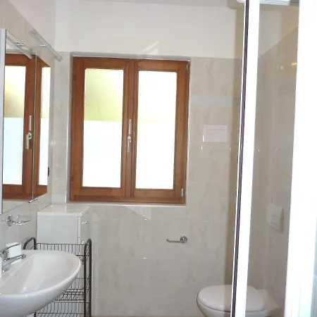 Apartment Azzurra Terrasse Gartenblick Parkplatz Kostenlos 100 Mtr Zum Cannobio