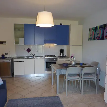 Daire Azzurra Terrasse Gartenblick Parkplatz Kostenlos 100 Mtr Zum *