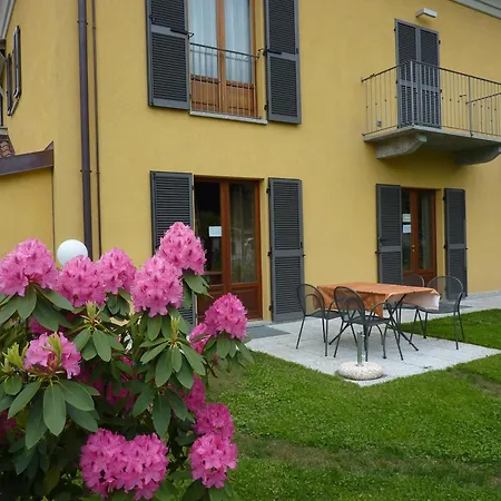 Azzurra Mit Terrasse Für 2 Personen * Cannobio