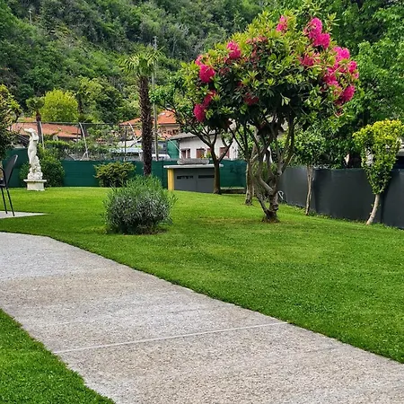 Azzurra Terrasse Gartenblick Parkplatz Kostenlos 100 Mtr Zum Apartment