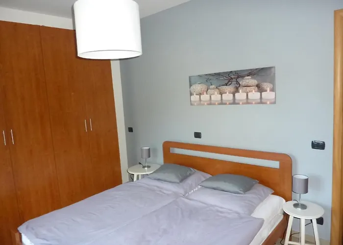 Azzurra Terrasse Gartenblick Parkplatz Kostenlos 100 Mtr Zum Cannobio