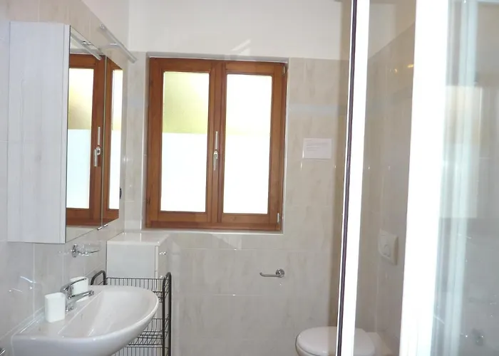 Daire Azzurra Terrasse Gartenblick Parkplatz Kostenlos 100 Mtr Zum Cannobio