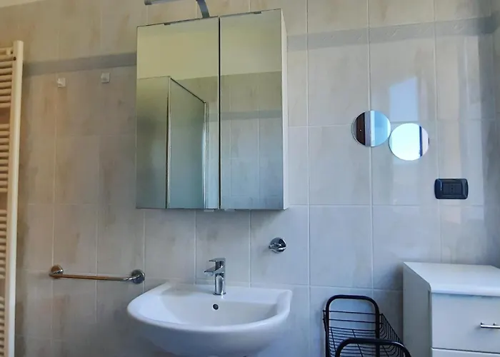 Azzurra Terrasse Gartenblick Parkplatz Kostenlos 100 Mtr Zum *